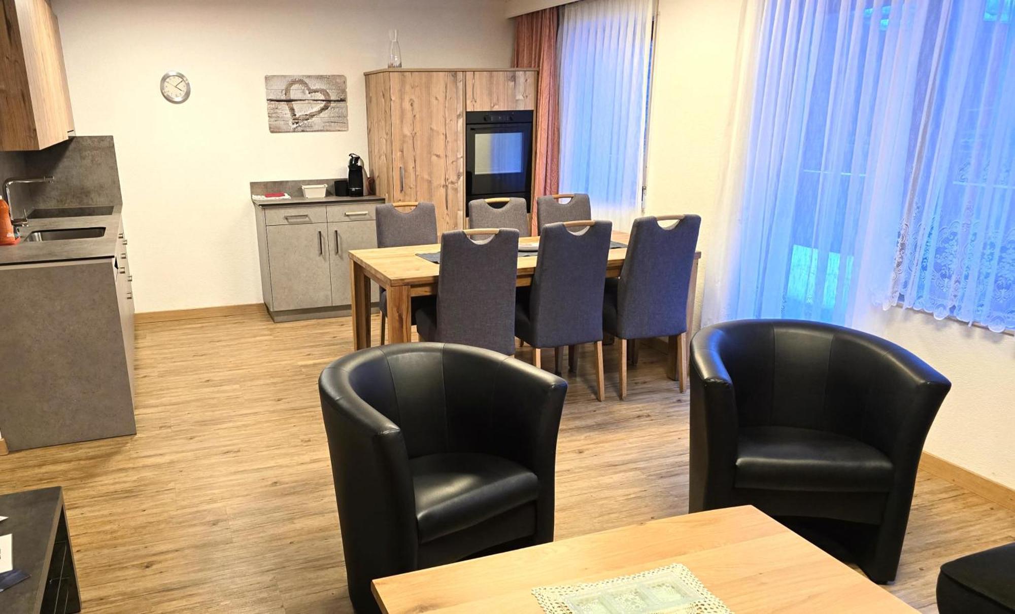 Ferienhaus Adonis Saas-Grund Room photo